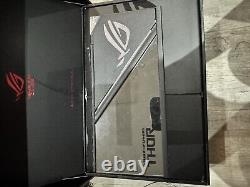 ROG THOR 1000W Platinum II Power Supply with Display